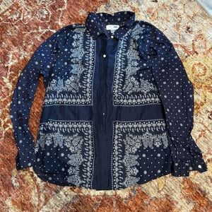 💕100% Cotton Old Navy Blue Paisley Button Down Shirt